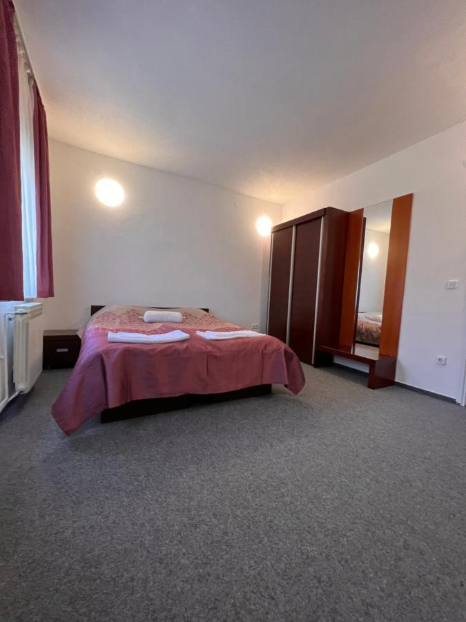 סראייבו Hotel Begic מראה חיצוני תמונה